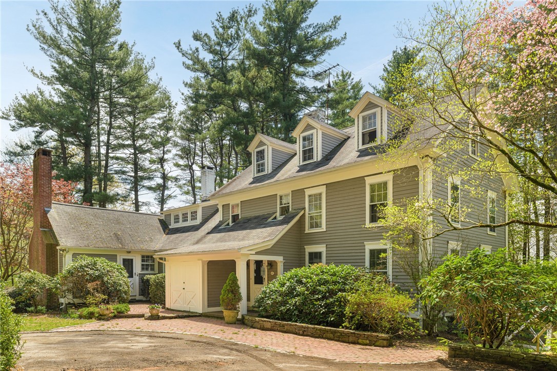 4 Torrey Road Cumberland, RI 02864 - Photo 4 of 40