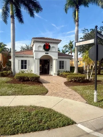 $319,000 | 10220 Olivewood Way, Unit 47, Estero, FL 33928