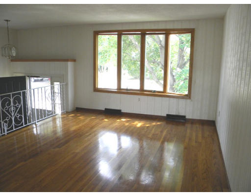 156 River Road Lowell, MA 01852 - Photo 7 of 10 Gallery Image 7