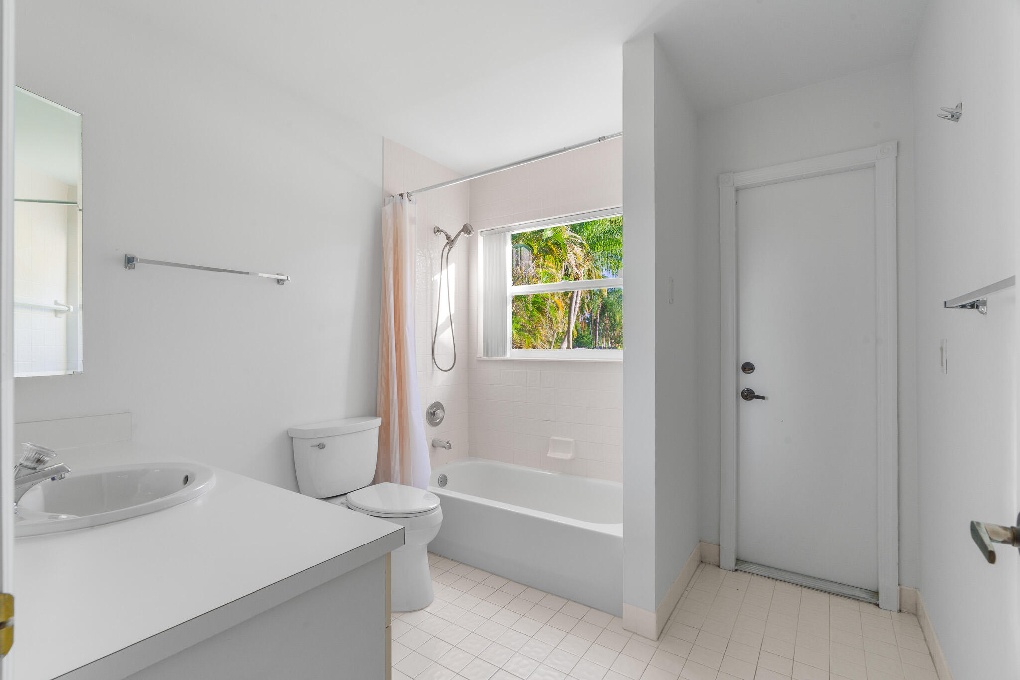 19538 Dinner Key Drive Boca Raton, FL 33498 - Photo 41 of 65 Bathroom 2 Cabana Door