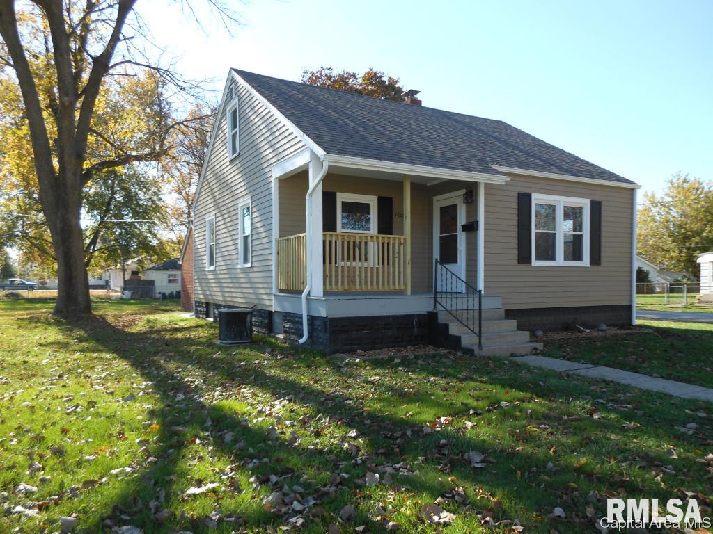 1600 East Watch Avenue Springfield, IL 62702 - Photo 2 of 20
