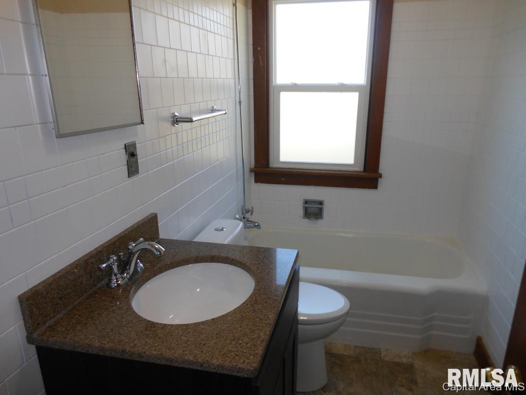 1600 East Watch Avenue Springfield, IL 62702 - Photo 8 of 20