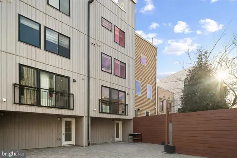 $1,100,000 | 429 Salmon Street, Philadelphia, PA 19125