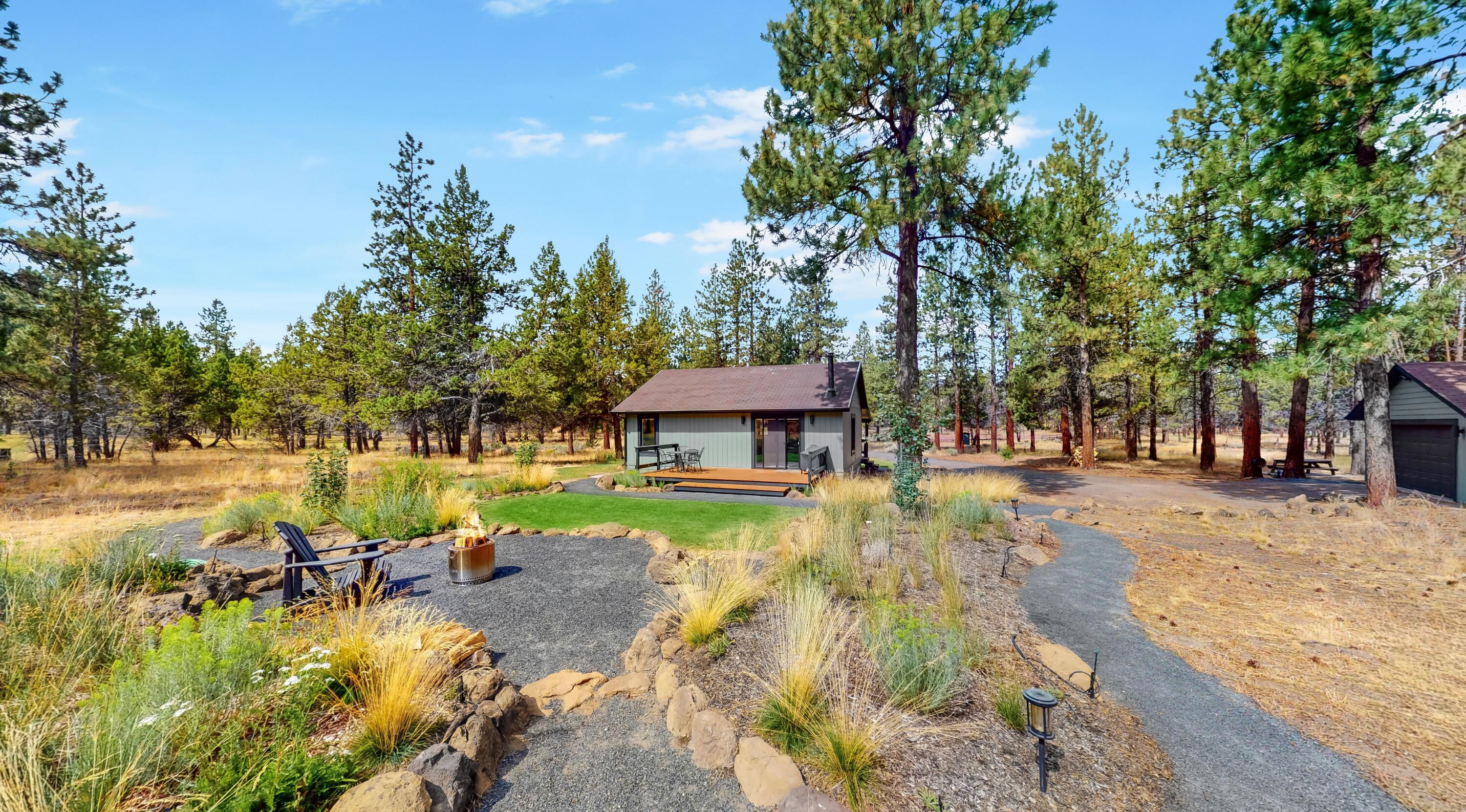 69370 Green Ridge Loop Sisters, OR 97759 - Photo 29 of 39 Backyard