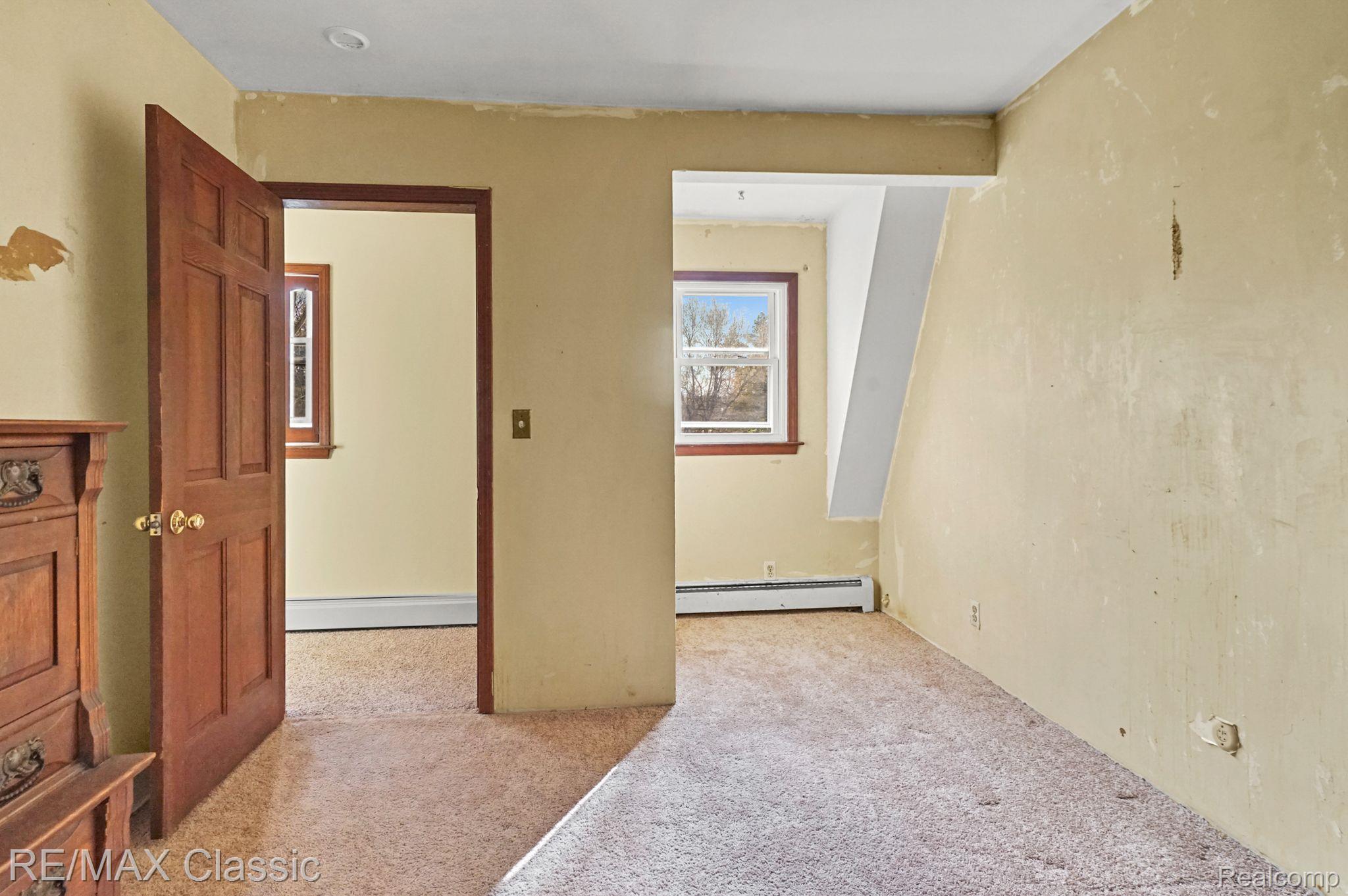 2670 Lake George Road Leonard, MI 48367 - Photo 18 of 31 Gallery Image 18