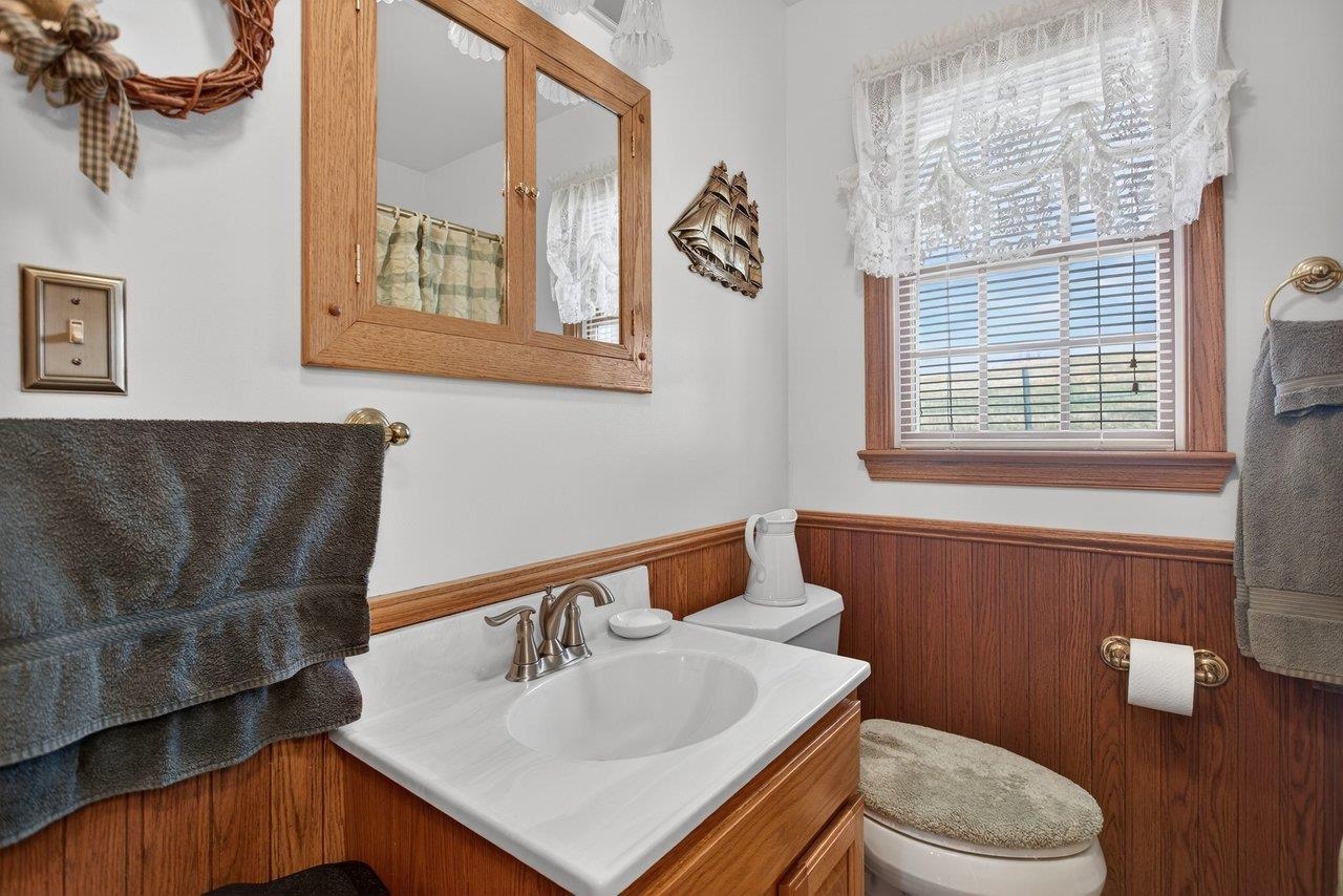 1098 Patterson Mill Road Grottoes, VA 24441 - Photo 13 of 59