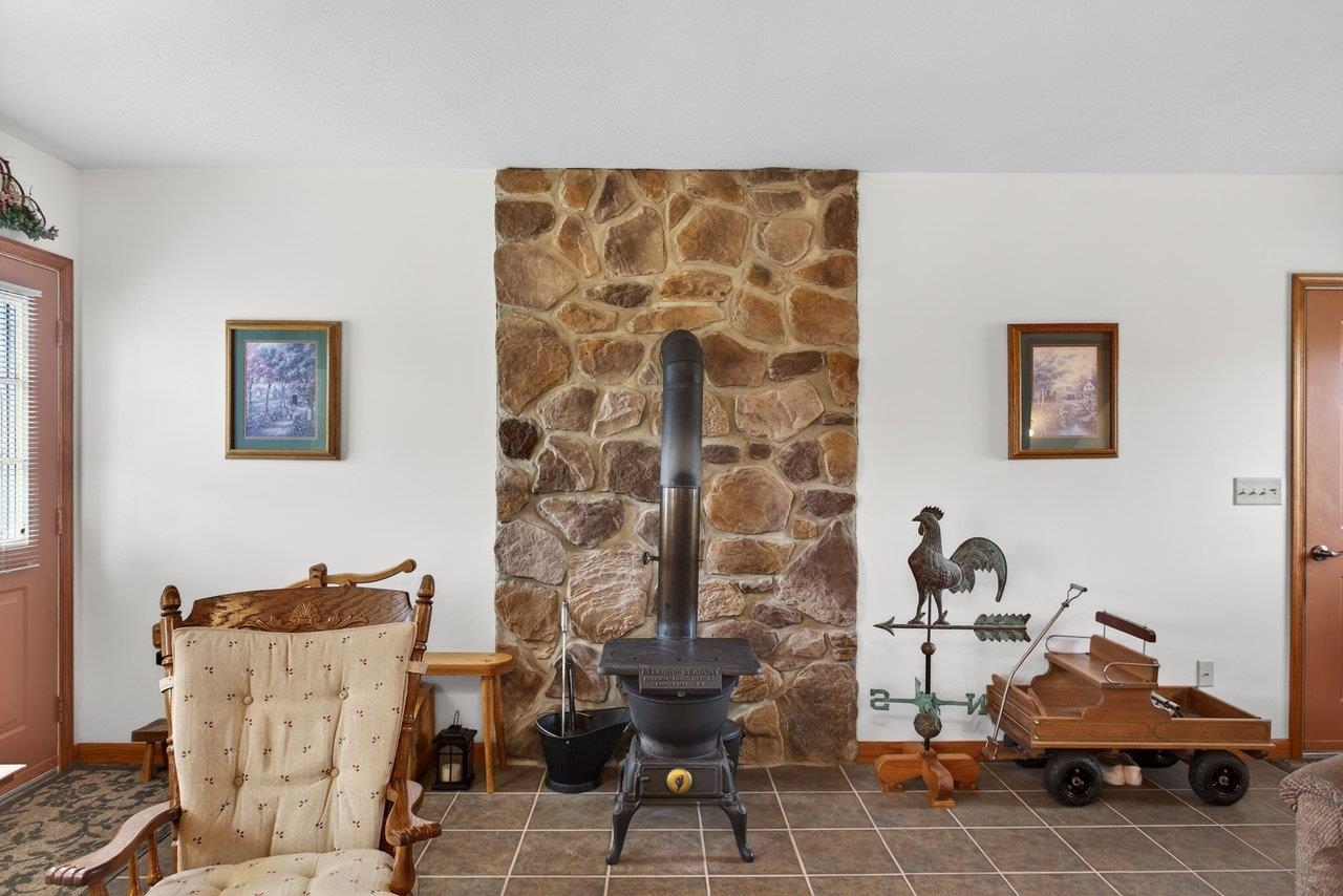 1098 Patterson Mill Road Grottoes, VA 24441 - Photo 19 of 59