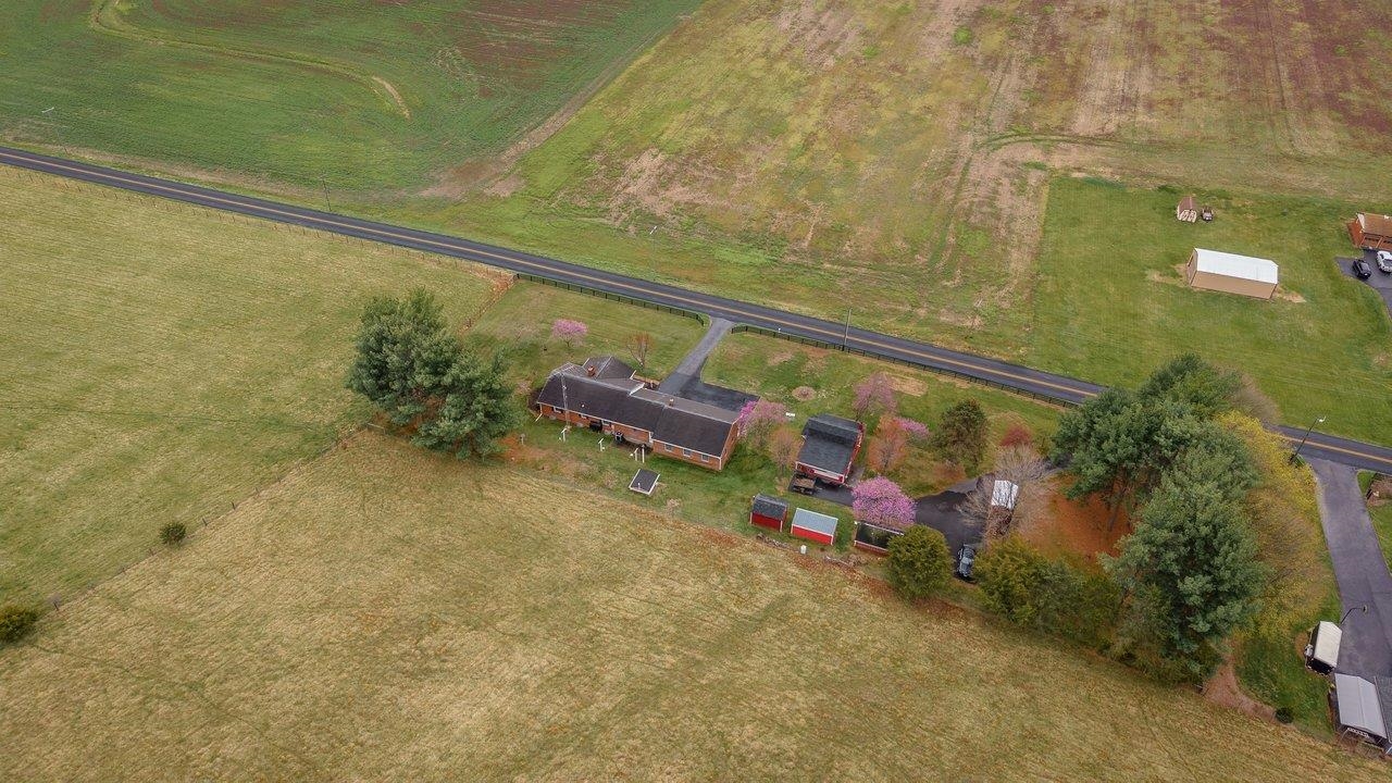 1098 Patterson Mill Road Grottoes, VA 24441 - Photo 36 of 59