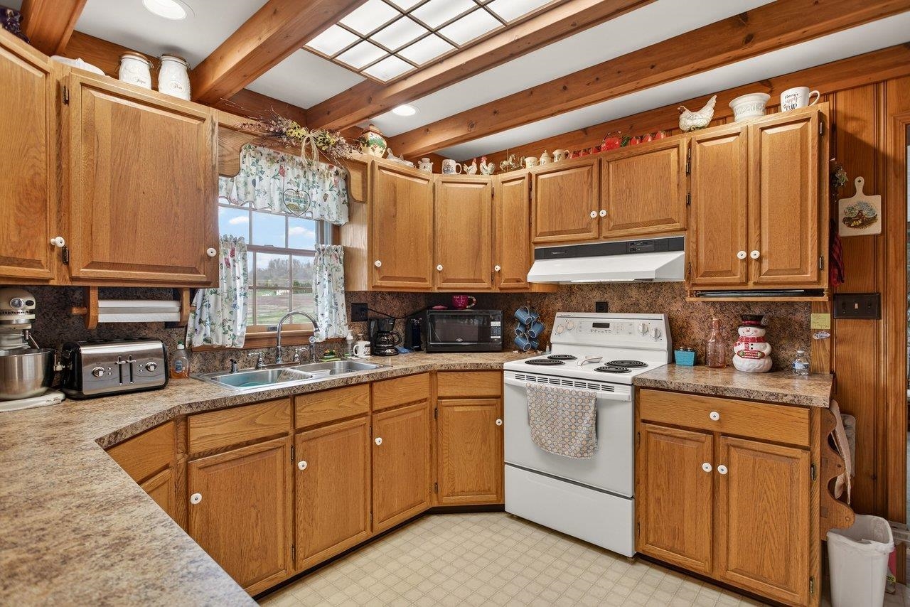 1098 Patterson Mill Road Grottoes, VA 24441 - Photo 7 of 59