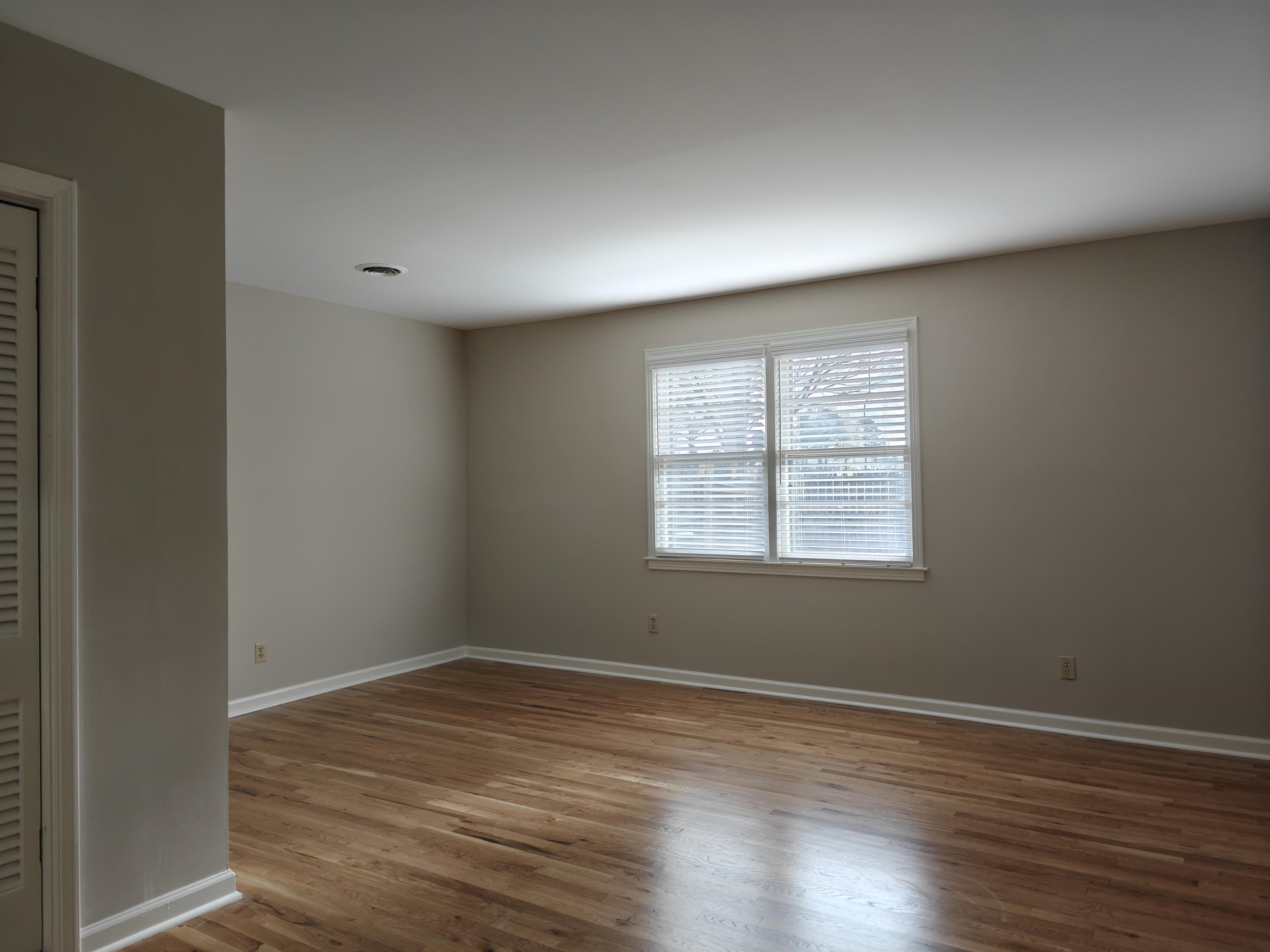 954 Ivy Road Memphis, TN 38117 - Photo 16 of 27