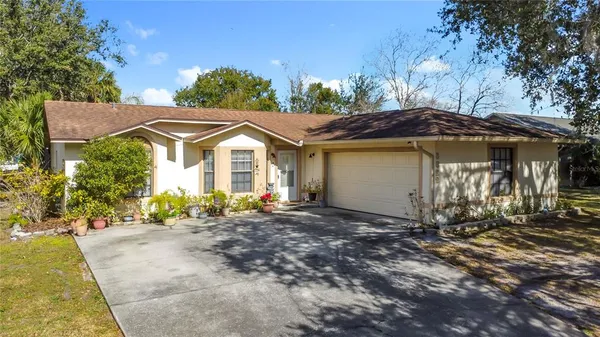 $384,900 | 3622 Tree Line Way, St. Cloud, FL 34769