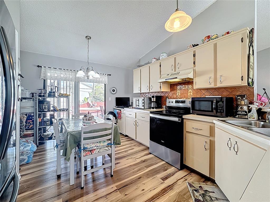 3622 Tree Line Way St. Cloud, FL 34769 - Photo 13 of 39