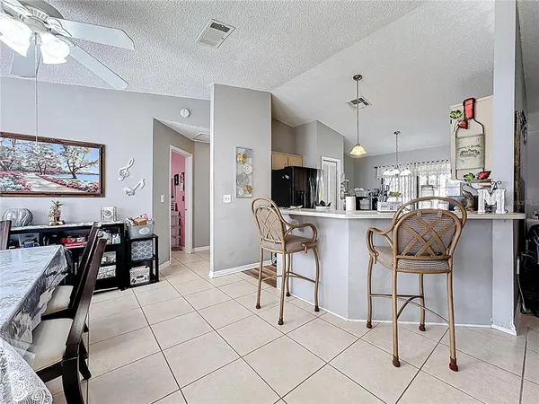 $384,900 | 3622 Tree Line Way, St. Cloud, FL 34769