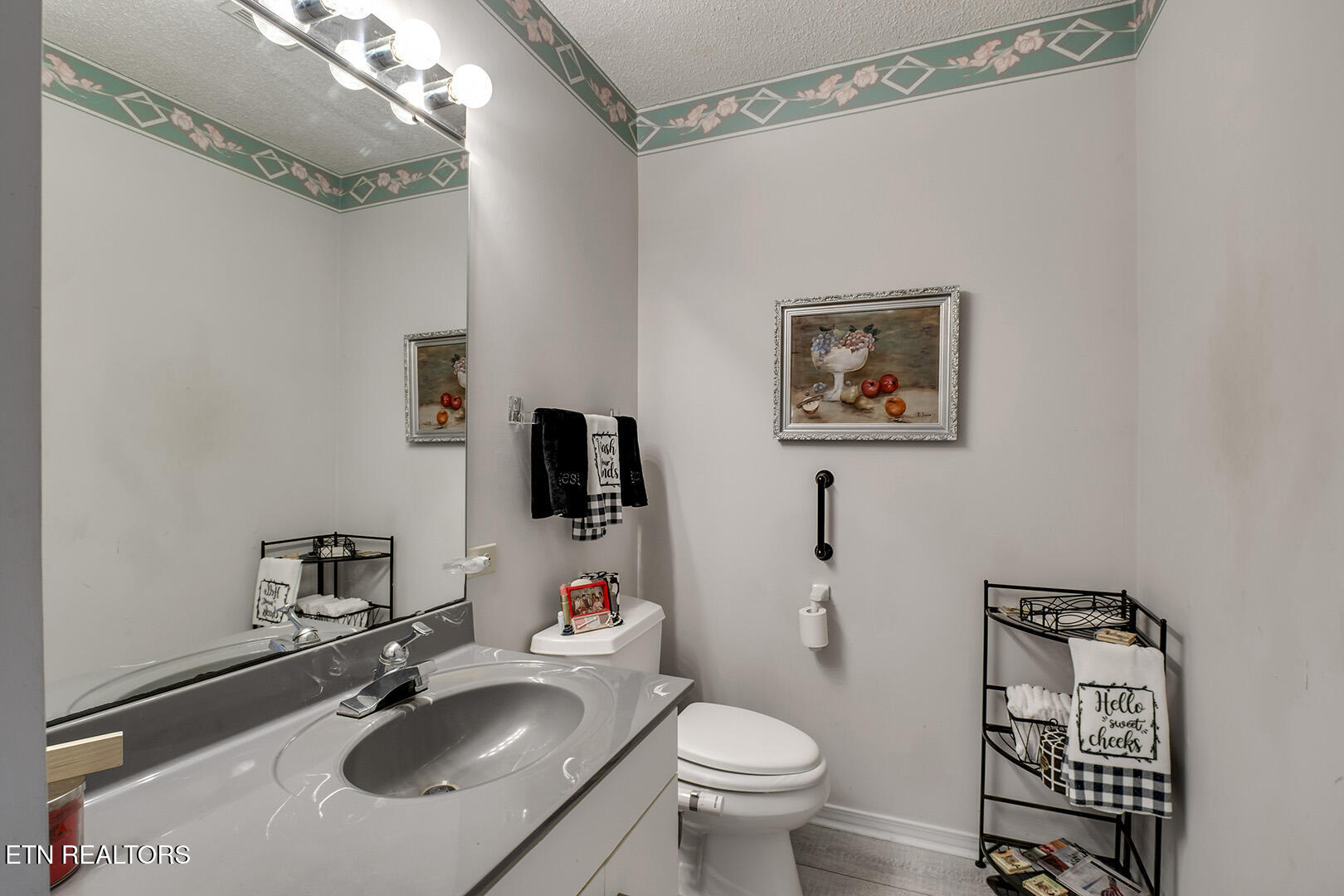 242 Chatuga Way Loudon, TN 37774 - Photo 25 of 60 25_242 Chatuga Way_HalfBath