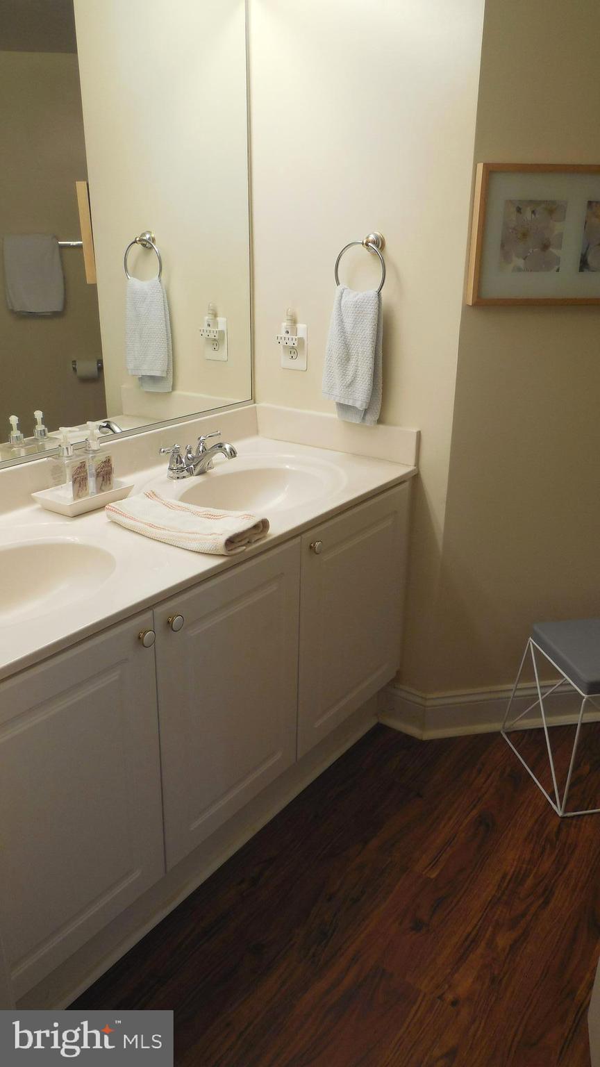 4320 Cannon Ridge Court, Unit 63 Fairfax, VA 22033 - Photo 29 of 73