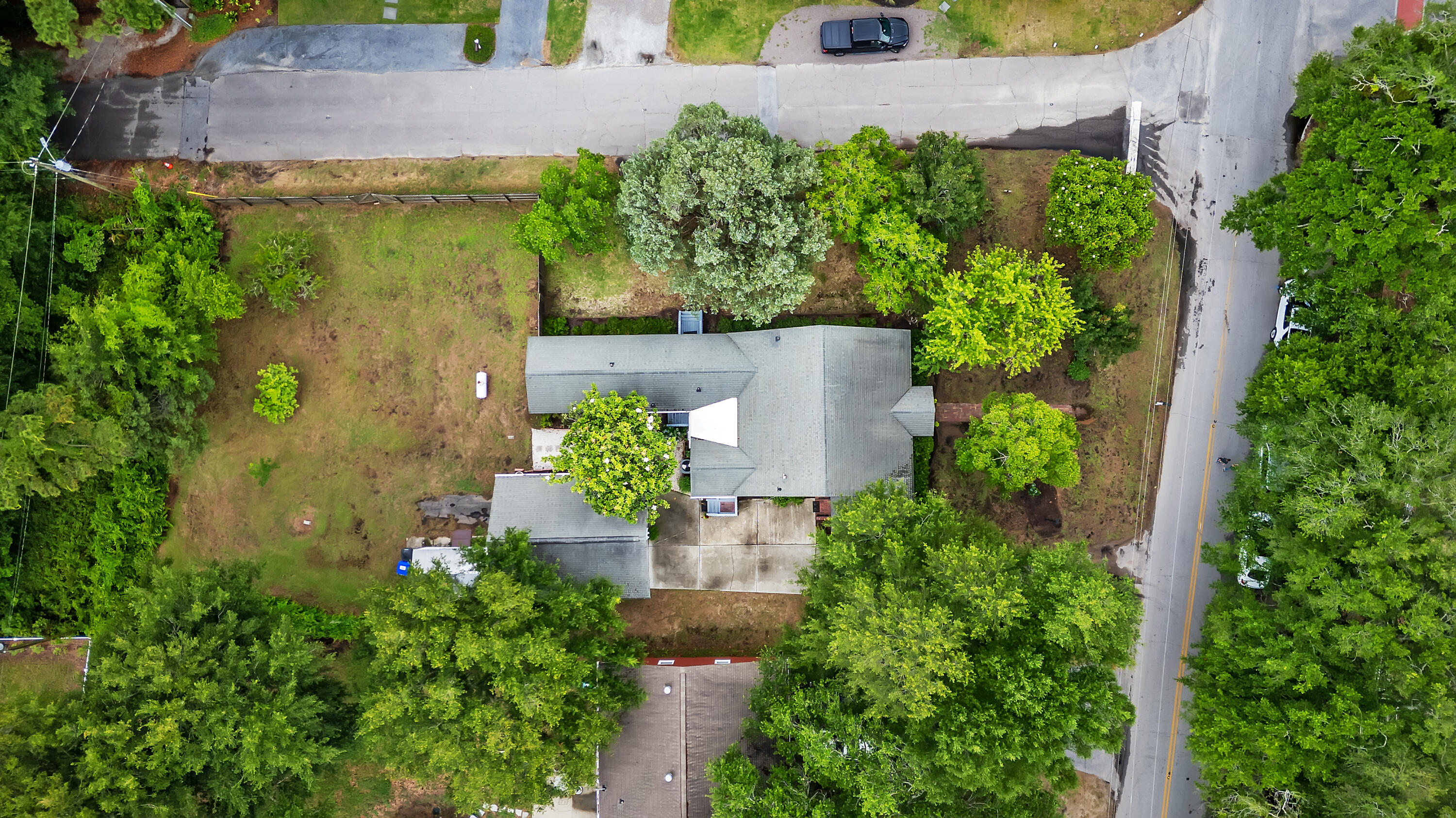 647 Ellis Street Mount Pleasant, SC 29464 - Photo 3 of 44 DJI_0466
