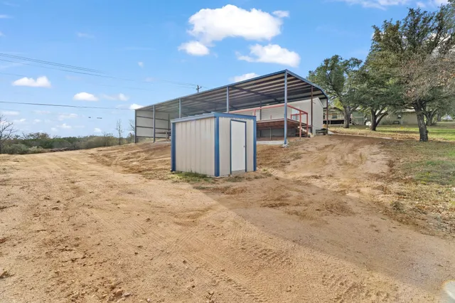 $439,000 | 102 Crestview, Kingsland, TX 78639