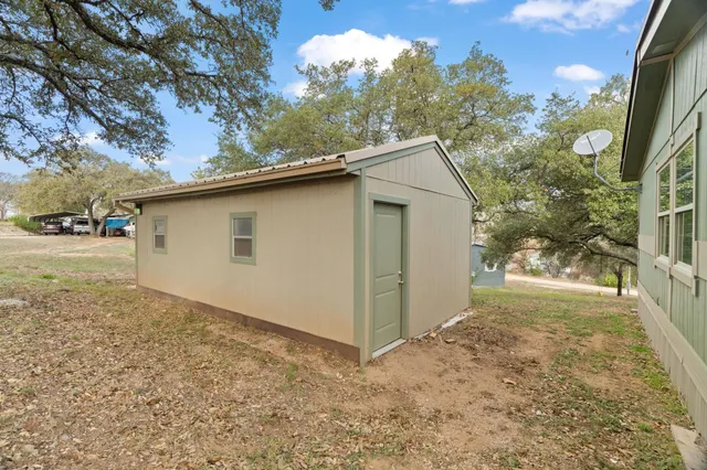 $439,000 | 102 Crestview, Kingsland, TX 78639