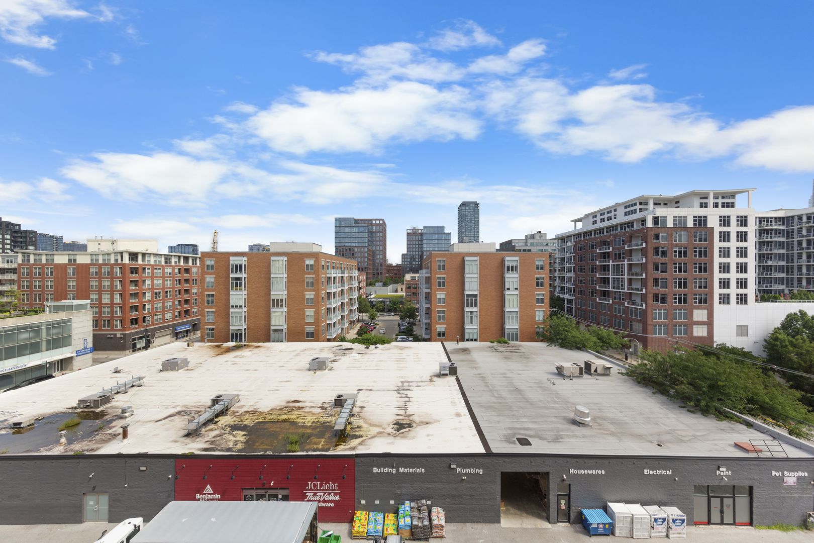 950 West Monroe Street, Unit 616 Chicago, IL 60607 - Photo 19 of 28 a view of city