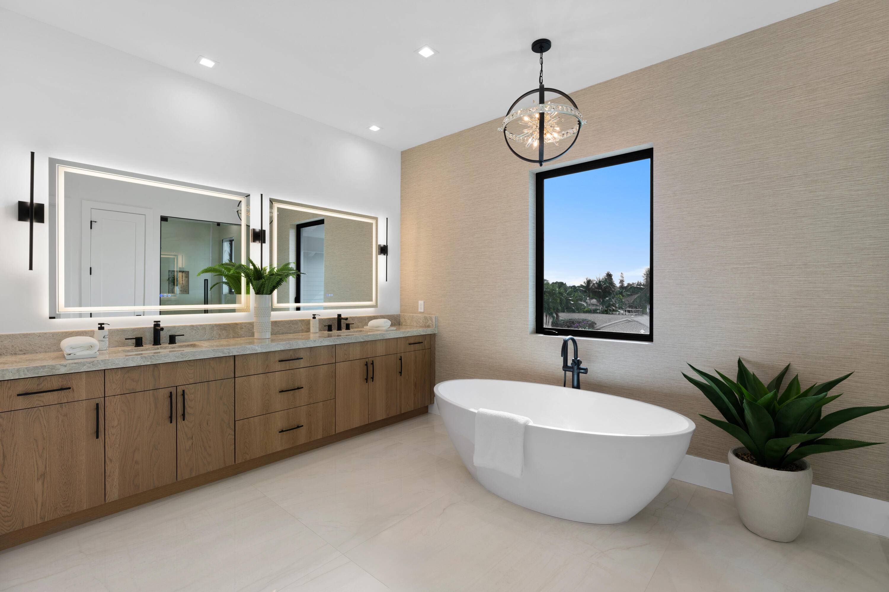11360 Avery Road Palm Beach Gardens, FL 33410 - Photo 20 of 72 Second Floor Primary Bathroom
