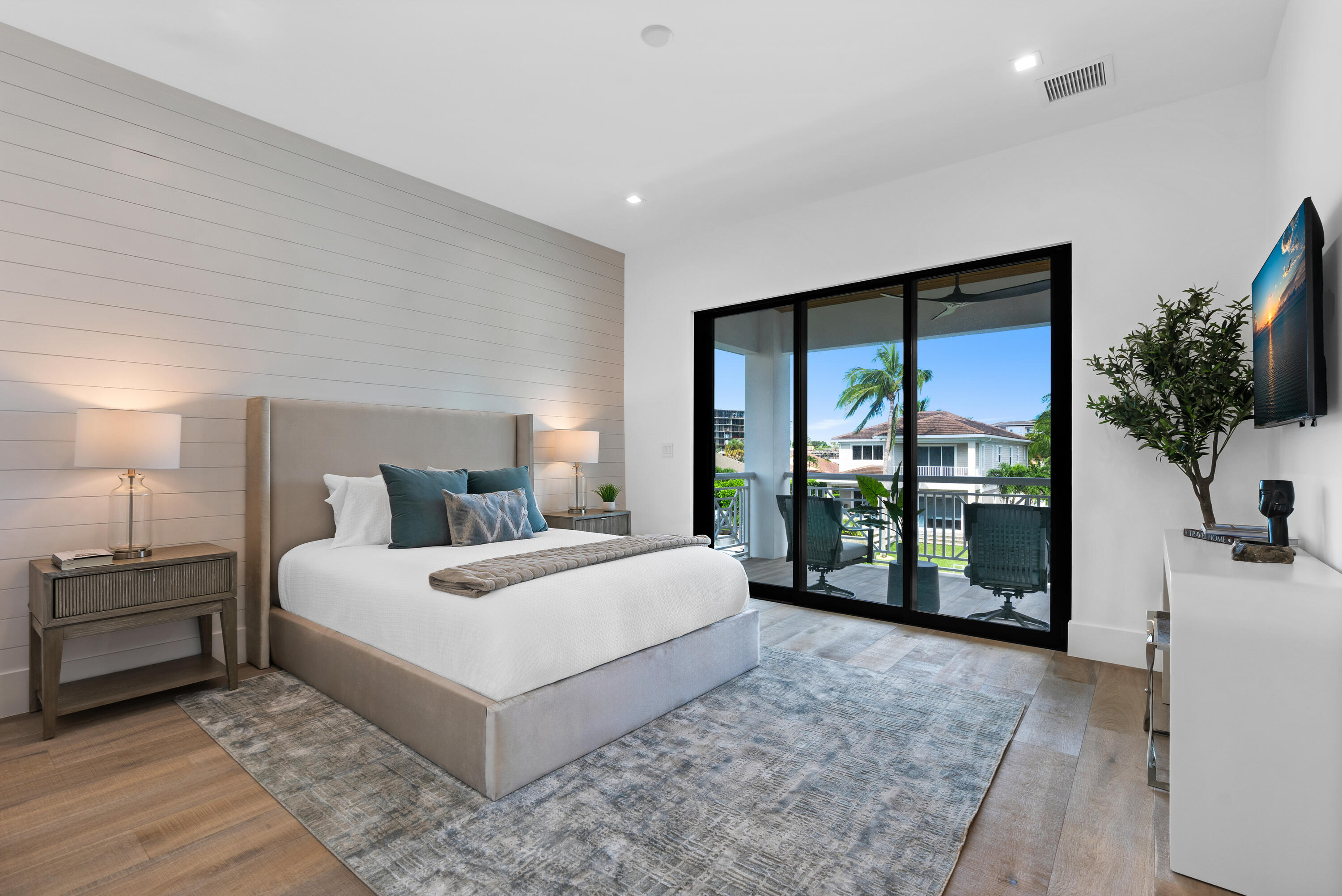 11360 Avery Road Palm Beach Gardens, FL 33410 - Photo 26 of 72 Second Floor Guest Bedroom