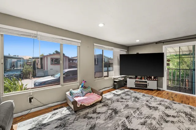 $189,000 | 55 Pacifica Avenue, Unit 51, Bay Point, CA 94565