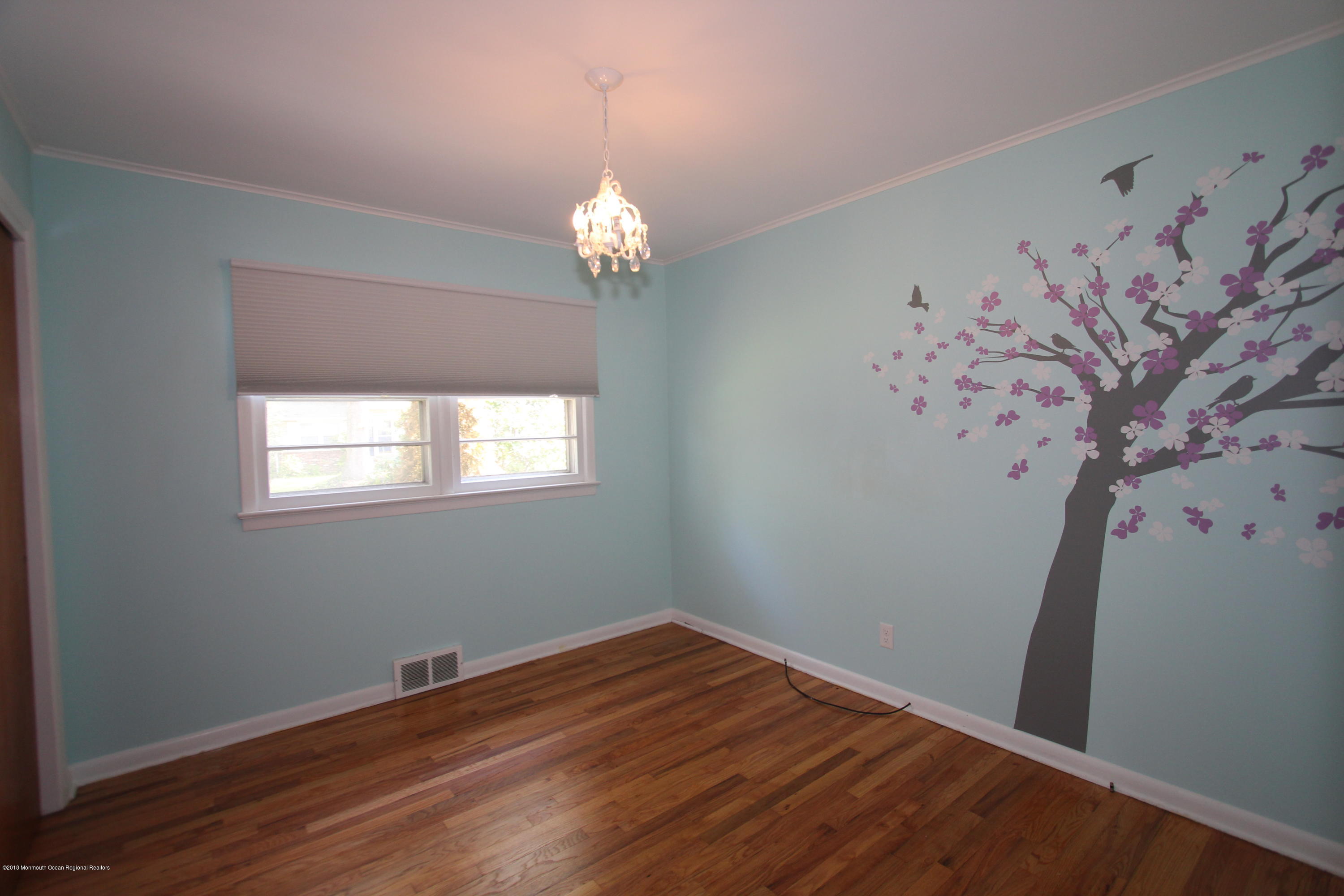 310 Robbins Road Neptune Township, NJ 07753 - Photo 17 of 18 310 robbins - 11