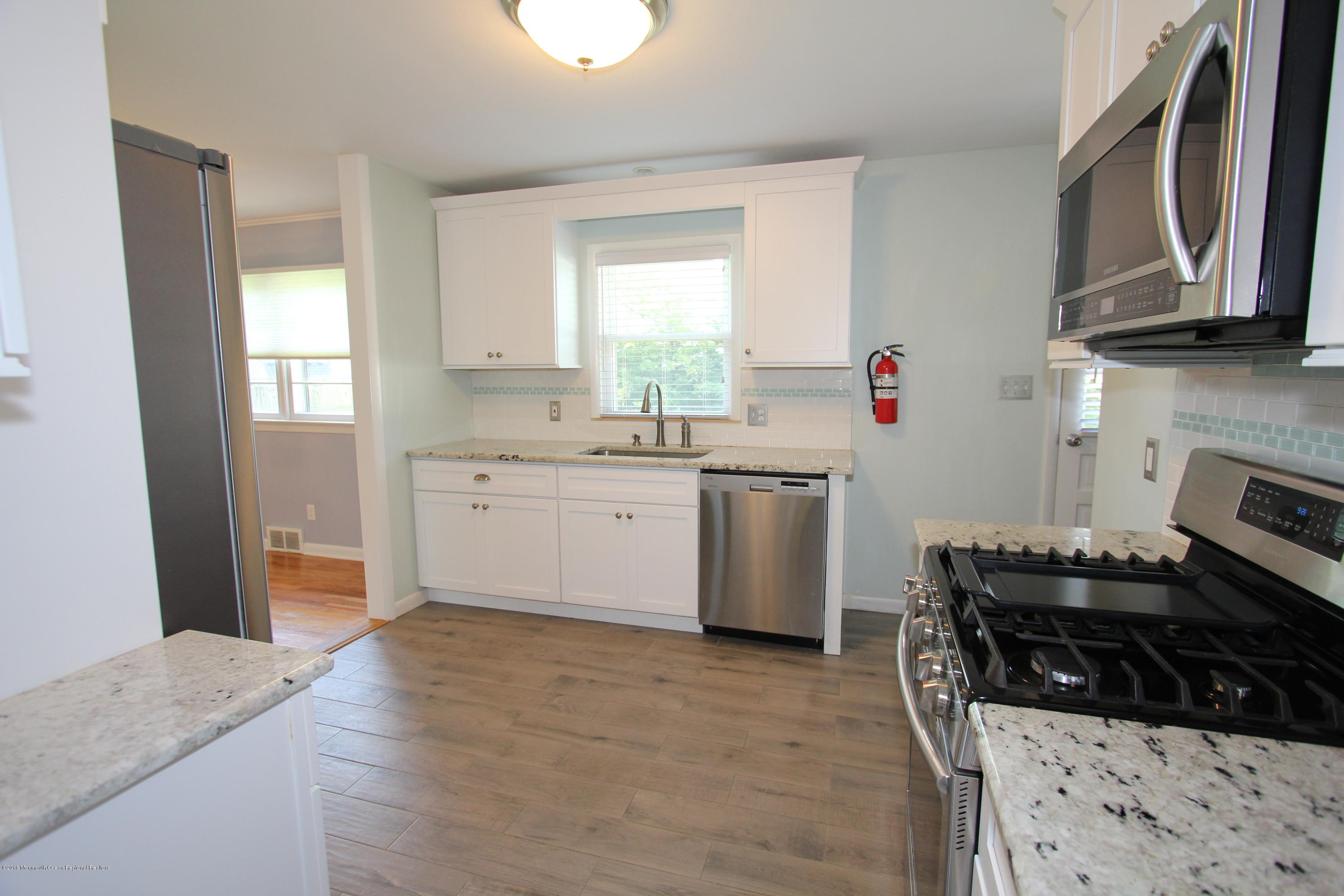 310 Robbins Road Neptune Township, NJ 07753 - Photo 4 of 18 310 robbins - 10
