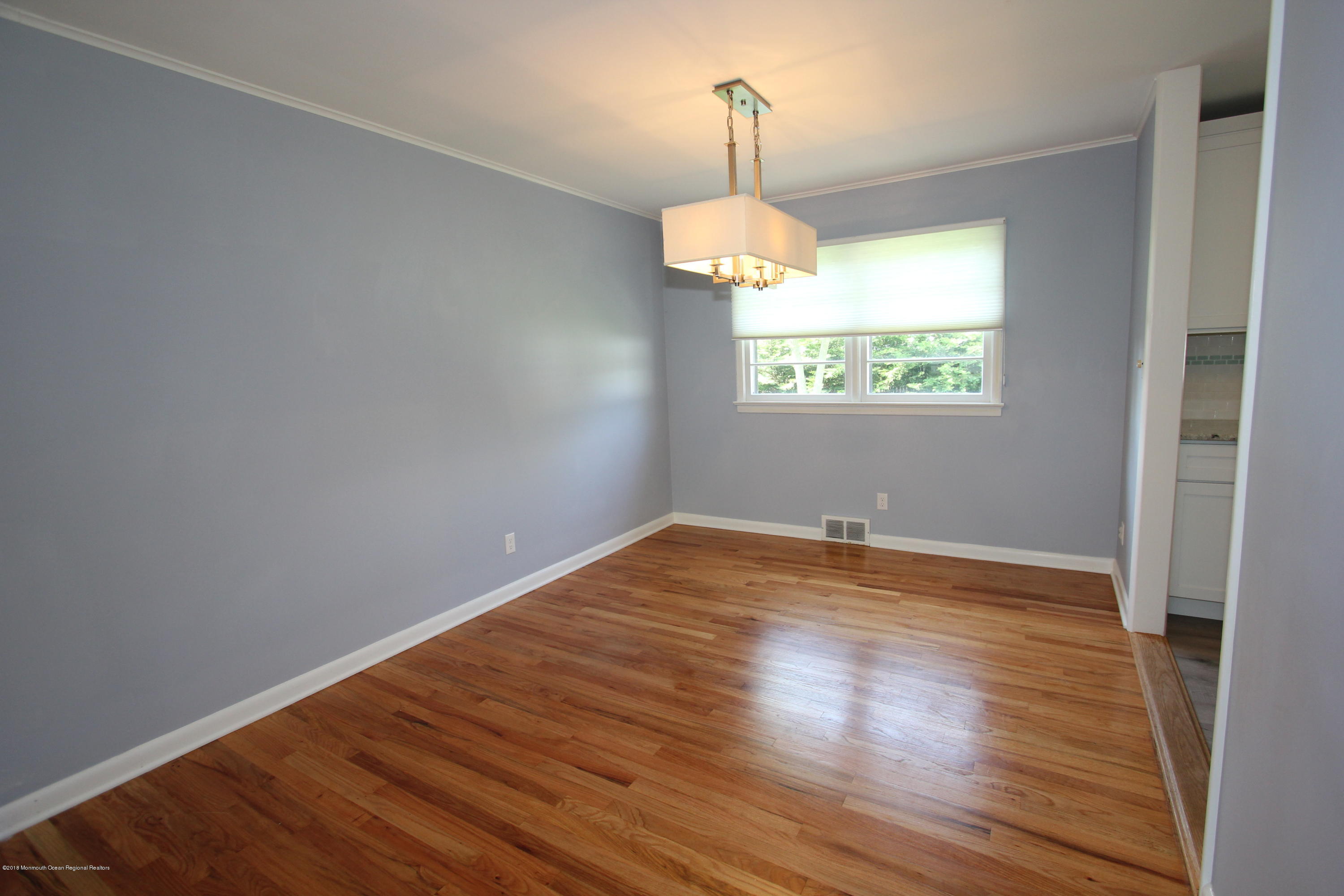 310 Robbins Road Neptune Township, NJ 07753 - Photo 10 of 18 310 robbins - 4