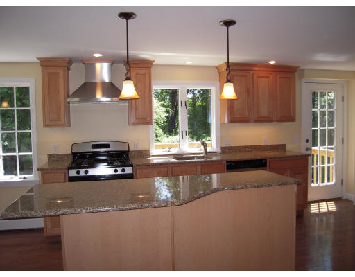 26 Duggan Road Acton, MA 01720 - Photo 4 of 19