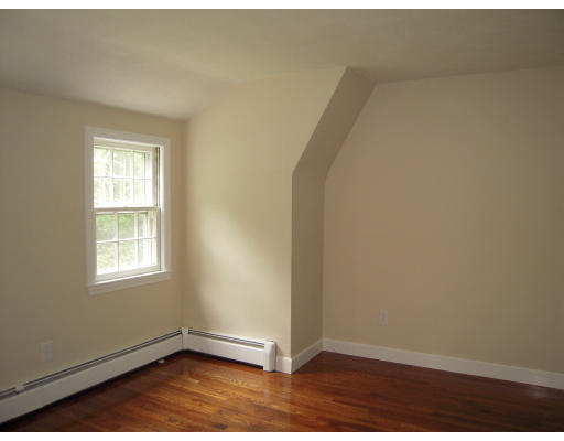 26 Duggan Road Acton, MA 01720 - Photo 10 of 19