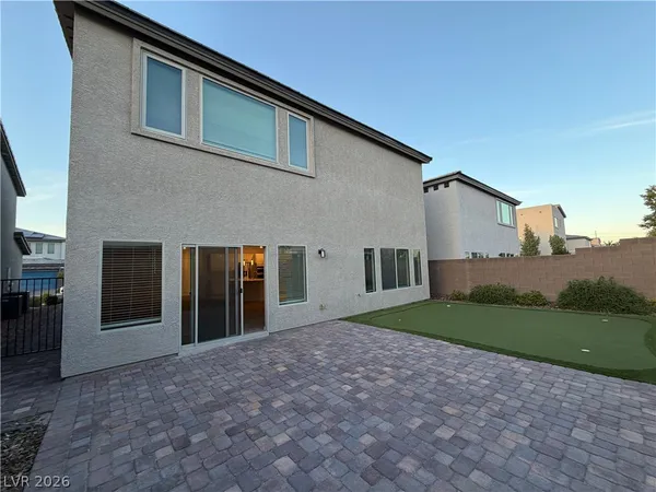 $2,995 | 7123 Moss Hl Avenue, Las Vegas, NV 89113