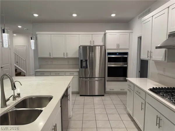 $2,995 | 7123 Moss Hl Avenue, Las Vegas, NV 89113