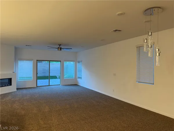 $2,995 | 7123 Moss Hl Avenue, Las Vegas, NV 89113