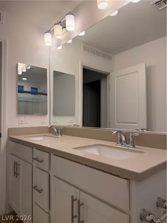 $2,995 | 7123 Moss Hl Avenue, Las Vegas, NV 89113