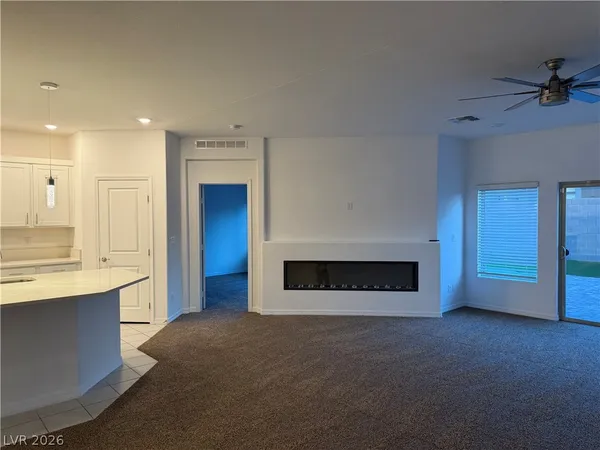 $2,995 | 7123 Moss Hl Avenue, Las Vegas, NV 89113