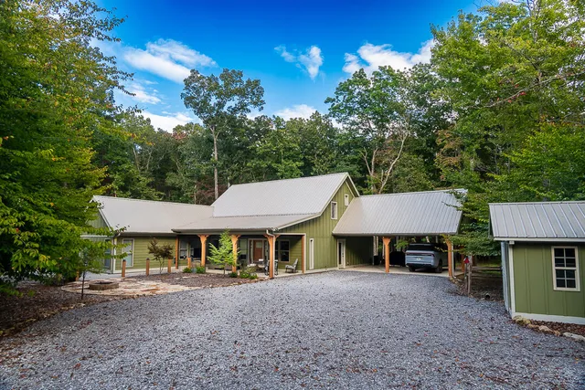 $629,900 | 90 Crook View Road, Menlo, GA 30731