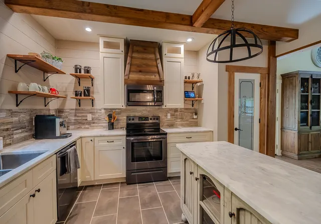 $629,900 | 90 Crook View Road, Menlo, GA 30731