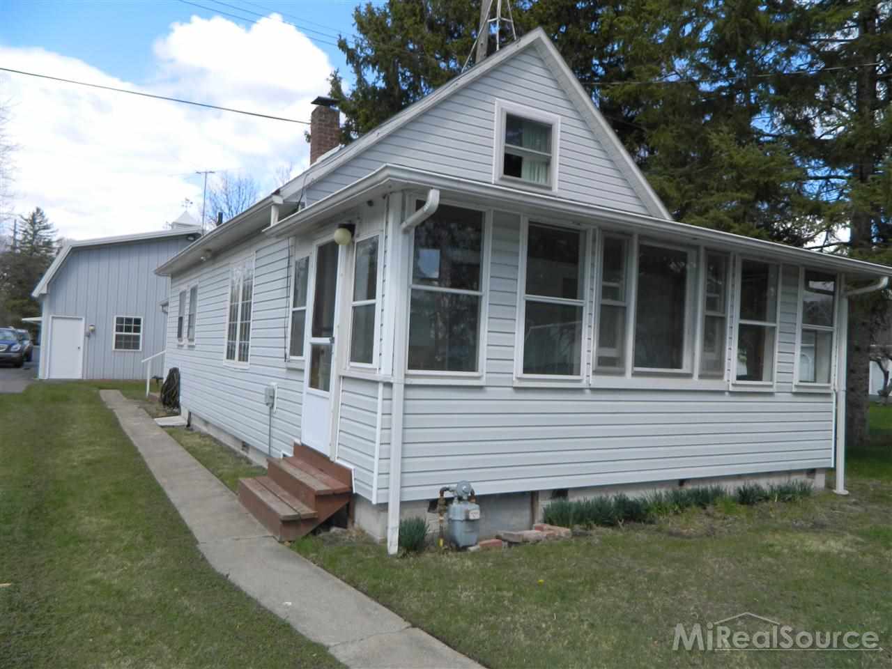 5521 Pointe Tremble Road Algonac, MI 48001 - Photo 27 of 30 31191531-26.JPG