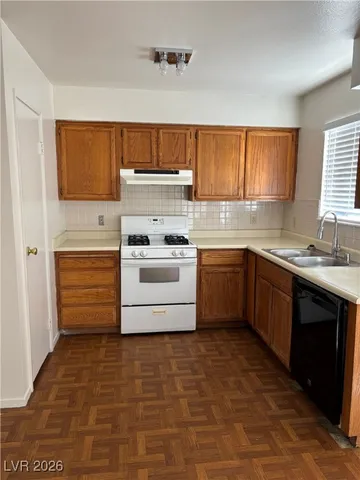 $1,550 | 449 Ash Street, Henderson, NV 89015