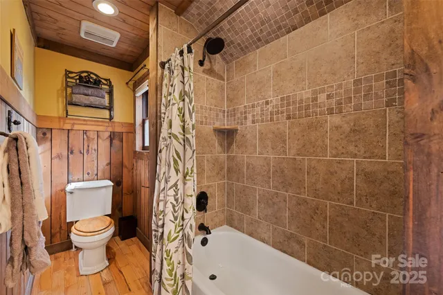 $425,000 | 12 Victoria Rose Lane, Waynesville, NC 28785