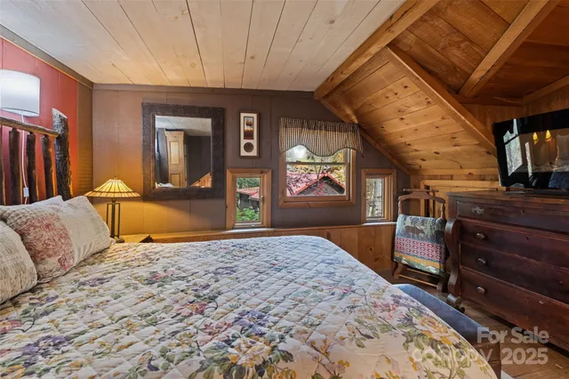 $425,000 | 12 Victoria Rose Lane, Waynesville, NC 28785