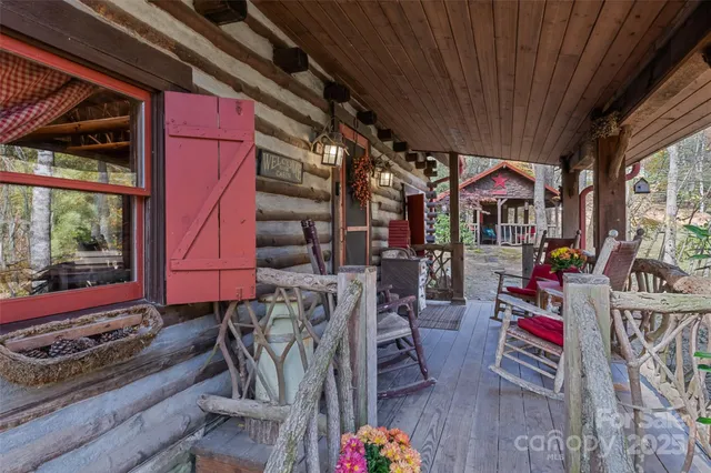 $425,000 | 12 Victoria Rose Lane, Waynesville, NC 28785