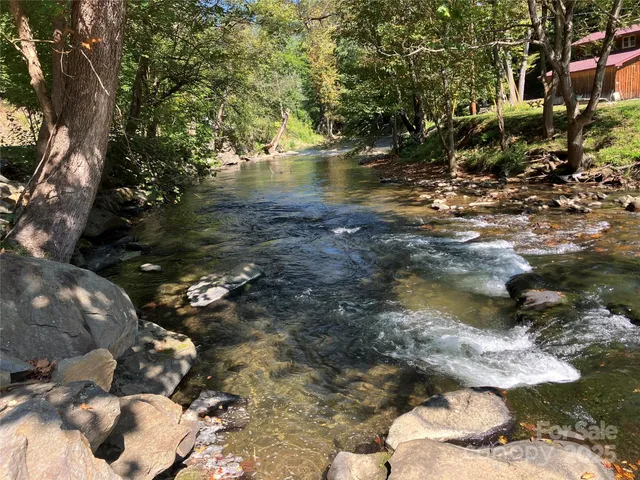 $425,000 | 12 Victoria Rose Lane, Waynesville, NC 28785