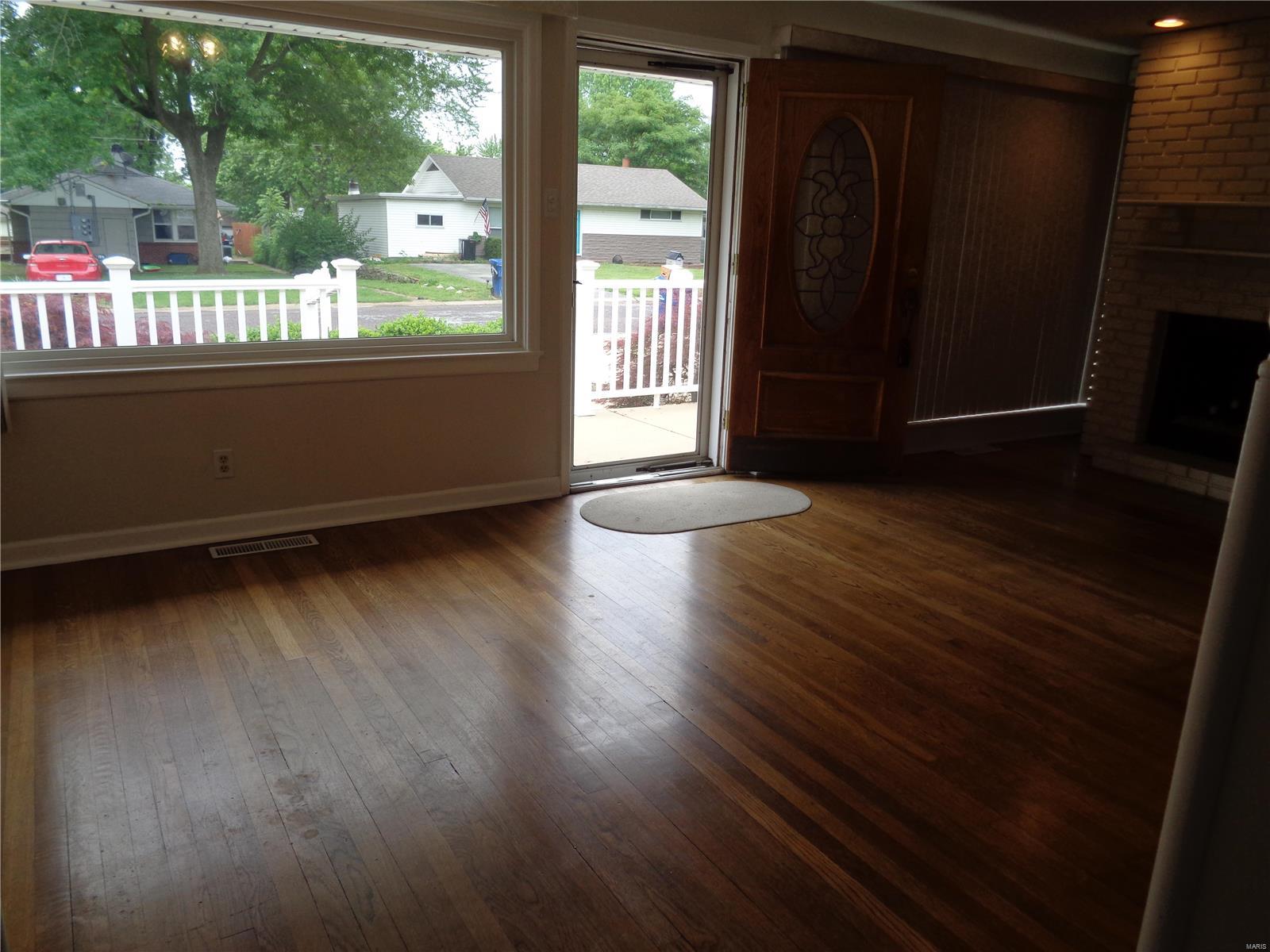 2815 Arnold Road St. Louis, MO 63125 - Photo 6 of 33 Gallery Image 6