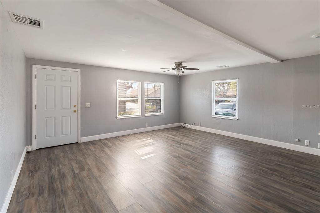 312 Eron Way, Unit 4 Winter Garden, FL 34787 - Photo 5 of 19