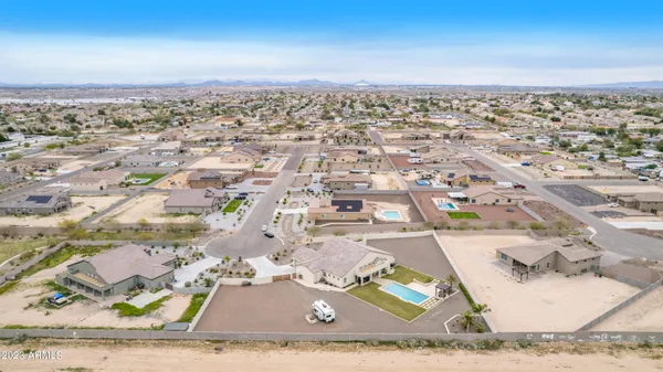 $1,199,900 | 13621 West Tuckey Court, Glendale, AZ 85307