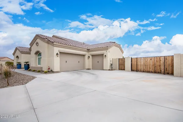 $1,199,900 | 13621 West Tuckey Court, Glendale, AZ 85307