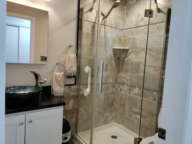 $410,000 | 9137 88th Avenue, Hickory Hills, IL 60457