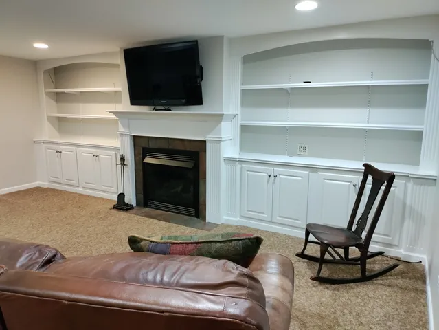 $410,000 | 9137 88th Avenue, Hickory Hills, IL 60457